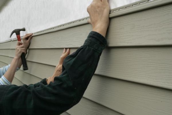 Cost of Insulated Siding Installation in Breckenridge
